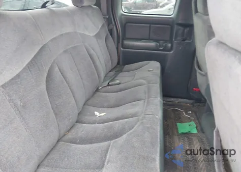 2001 GMC Sierra 1500 Sl z USA, uszkodzony, nr VIN 2GTEC19V511282398